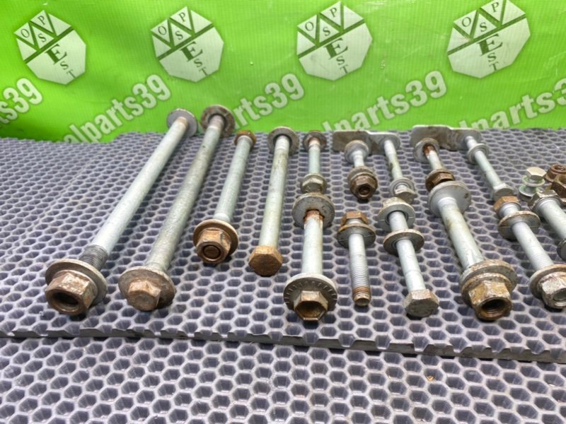 Болты подрамника, 1700 рублей, Калининград