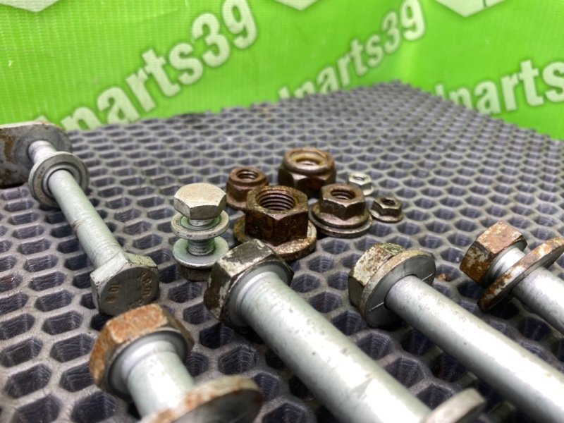 Болты подрамника, 1700 рублей, Калининград