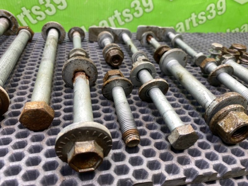 Болты подрамника, 1700 рублей, Калининград