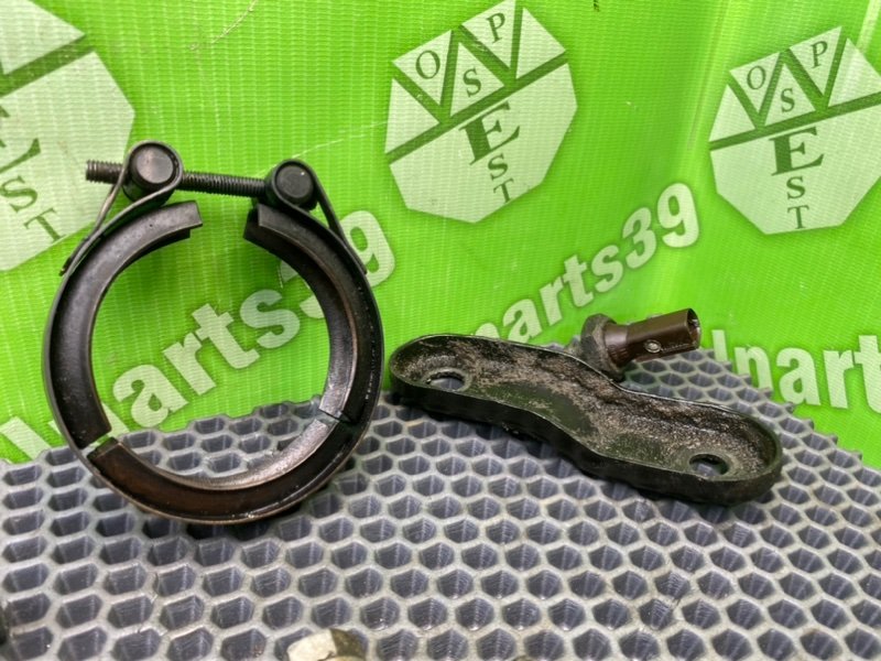 Болты двигателя, 2100 рублей, Калининград