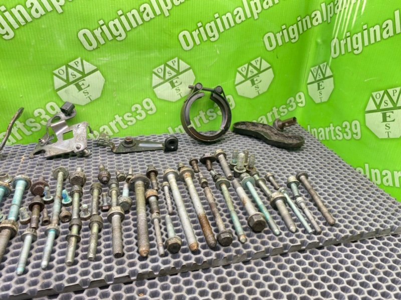 Болты двигателя, 2100 рублей, Калининград