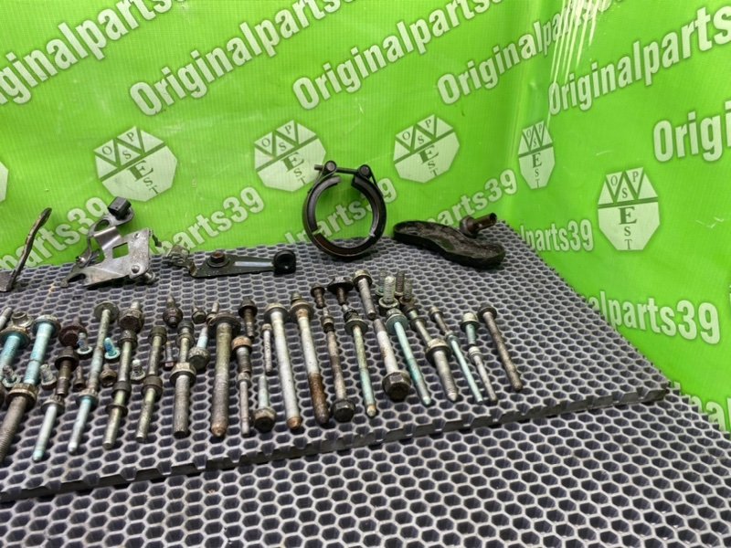 Болты двигателя, 2100 рублей, Калининград