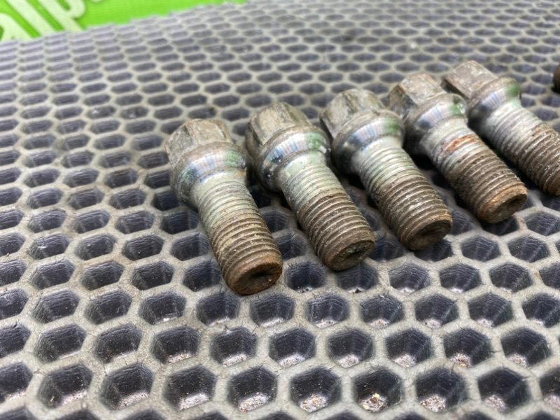 Колесные болты, 1200 рублей, Тверь