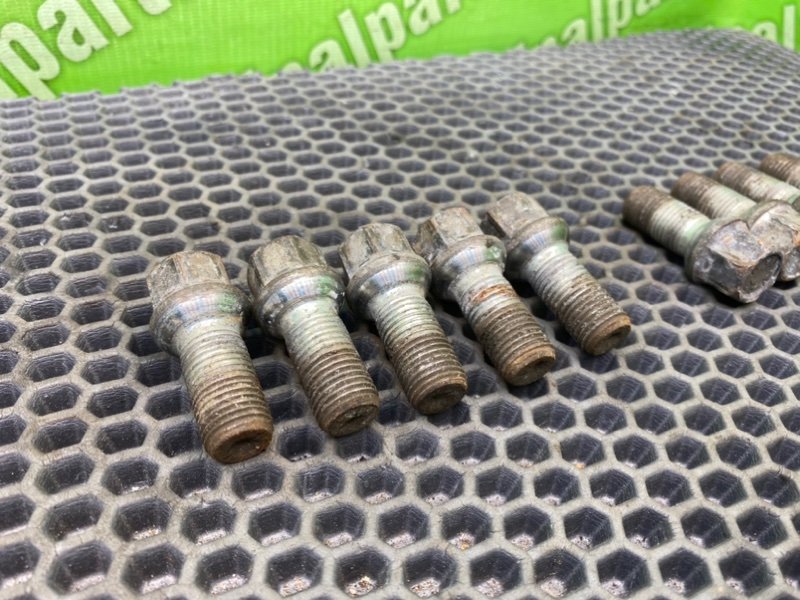 Колесные болты, 1200 рублей, Тверь