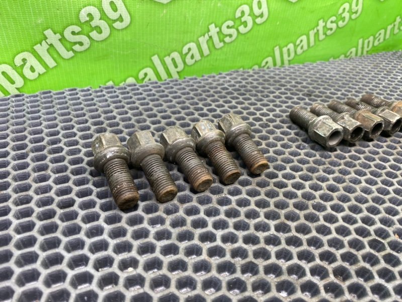 Колесные болты, 1100 рублей, Тверь