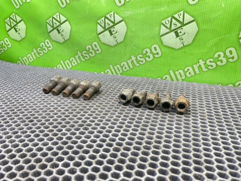 Колесные болты, 1100 рублей, Тверь