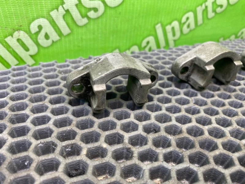 Кронштейны, 2400 рублей, Калининград