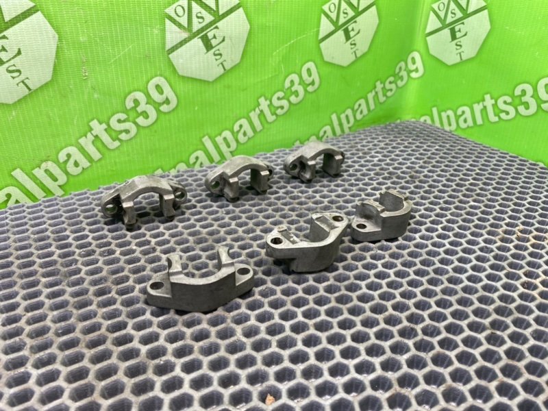 Кронштейны, 2400 рублей, Калининград