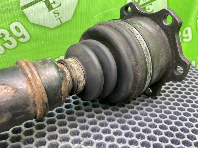 Полуось, 4700 рублей, Калининград