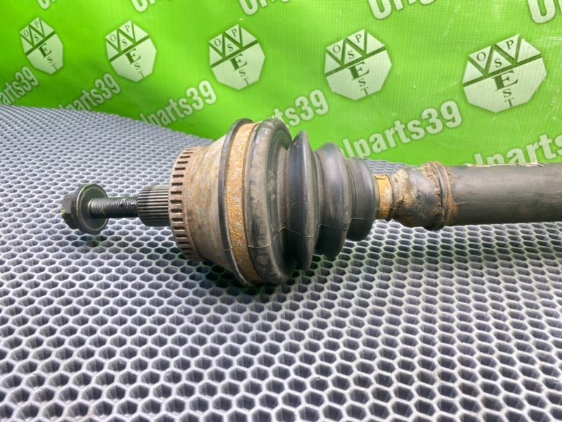 Полуось, 4700 рублей, Калининград