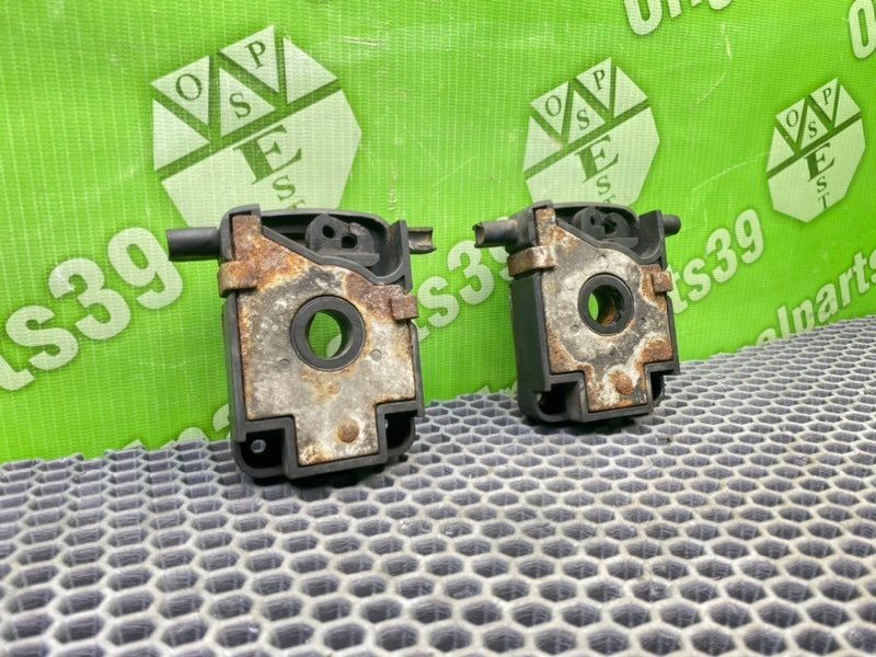 Замки капота, 2000 рублей, Калининград