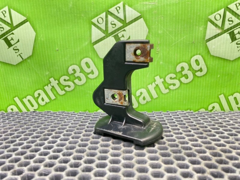 Кронштейн бампера, 800 рублей, Калининград