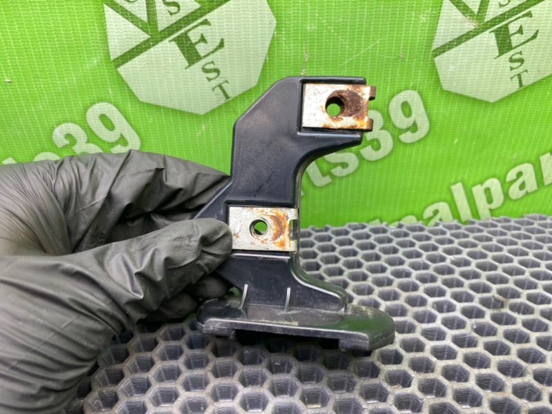 Кронштейн бампера, 800 рублей, Калининград