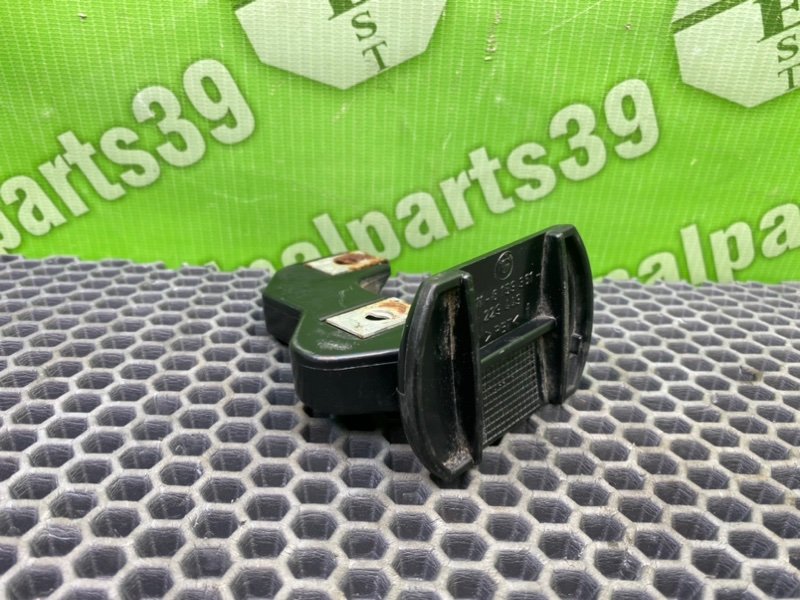 Кронштейн бампера, 800 рублей, Калининград