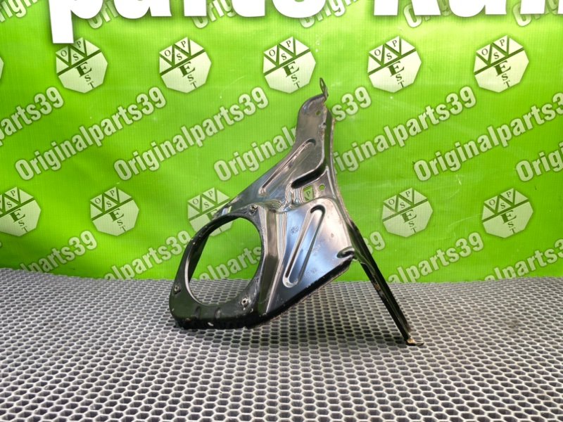 Кронштейн, 900 рублей, Калининград