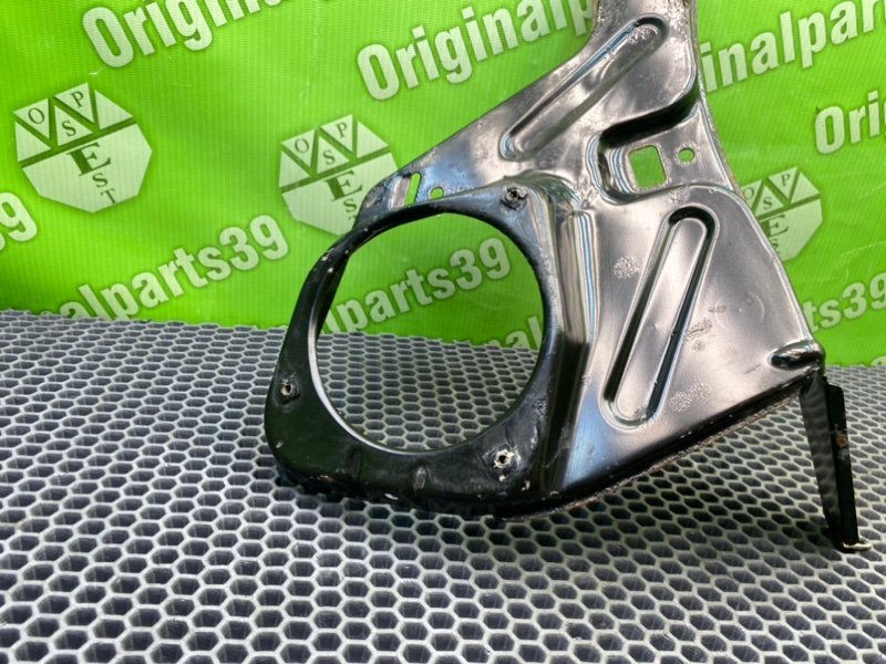 Кронштейн, 900 рублей, Калининград