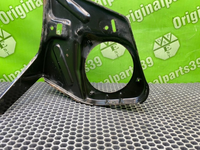 Кронштейн, 900 рублей, Калининград