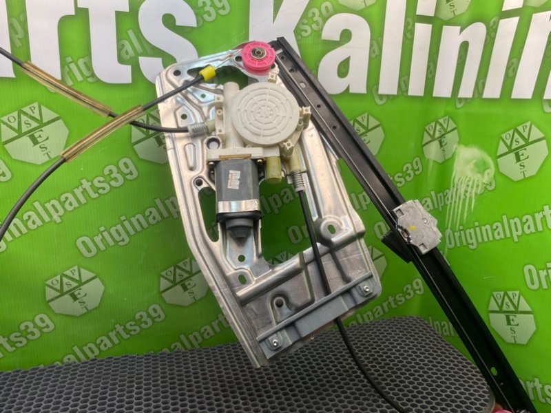 Стеклоподъемник, 2600 рублей, Калининград