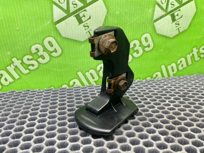 Кронштейн бампера, 900 рублей, Калининград