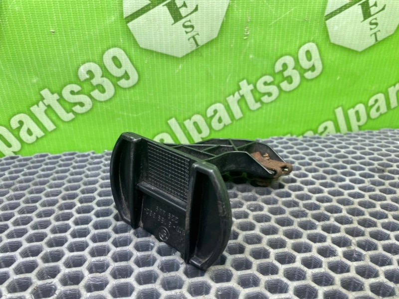 Кронштейн бампера, 900 рублей, Калининград