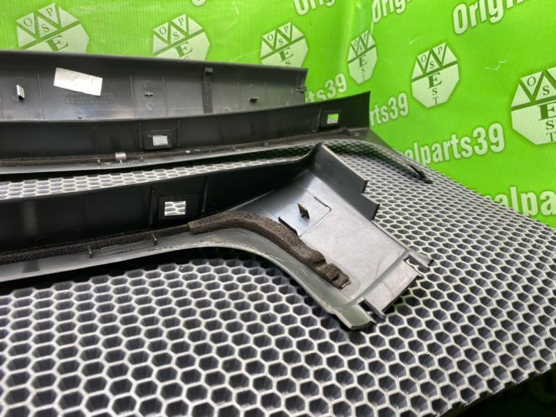 Накладка багажника, 3200 рублей, Калининград