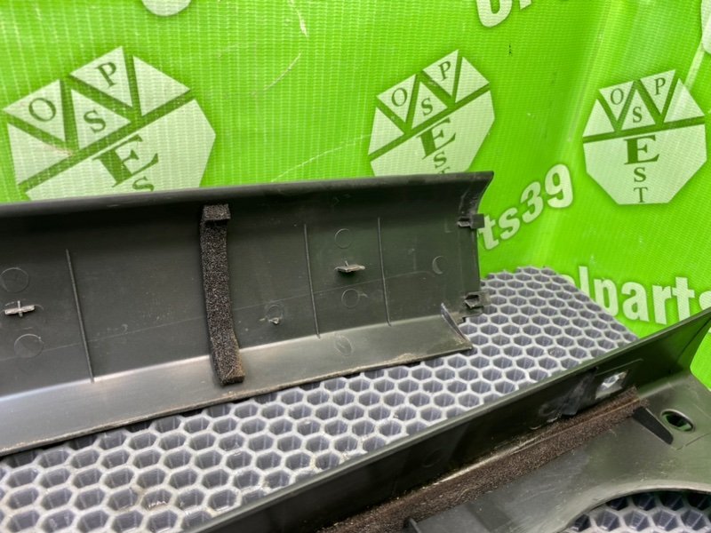 Накладка багажника, 3200 рублей, Калининград