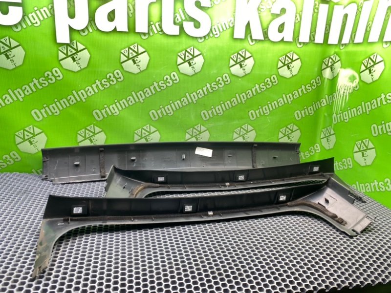 Накладка багажника, 3200 рублей, Калининград