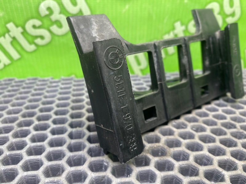 Кронштейны, 1000 рублей, Калининград