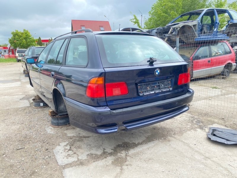 Кузов по частям, 100 рублей, Калининград