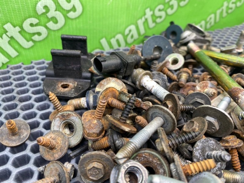 Болты, 1900 рублей, Калининград