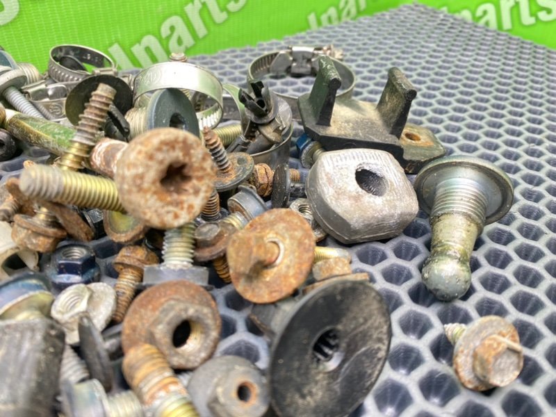 Болты, 1900 рублей, Калининград