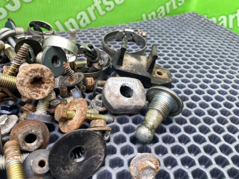 Болты, 1900 рублей, Калининград