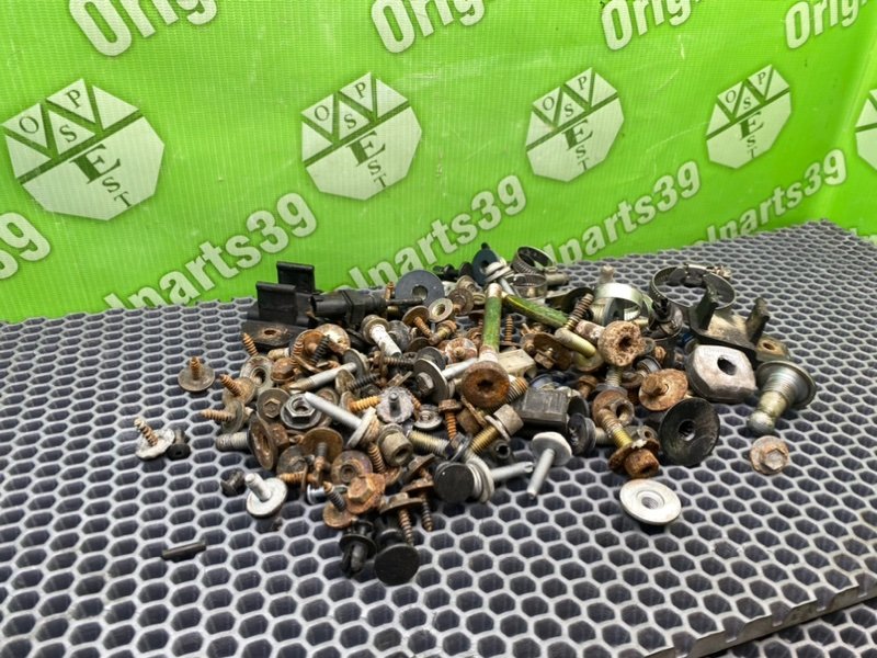 Болты, 1900 рублей, Калининград