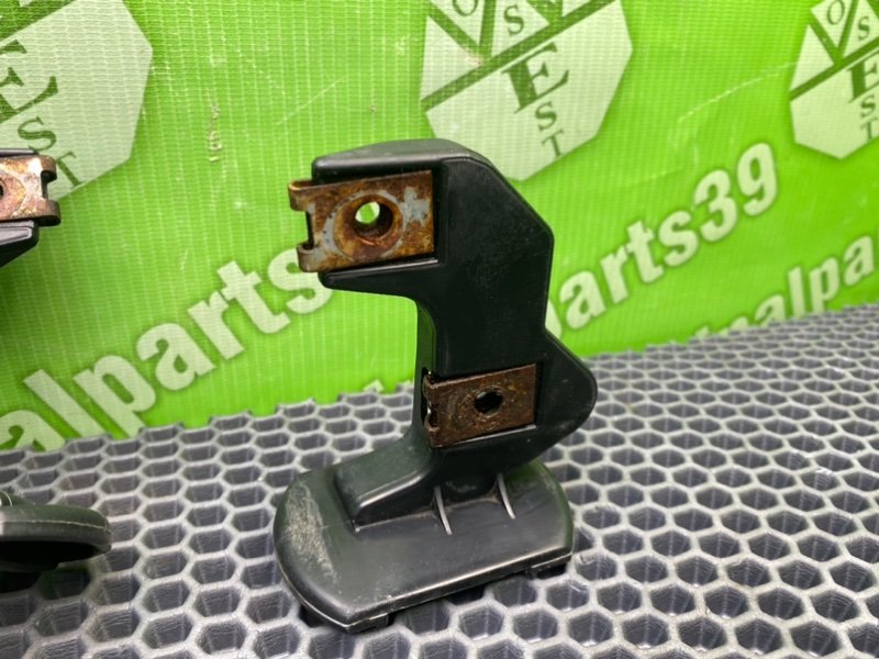 Кронштейны, 900 рублей, Калининград