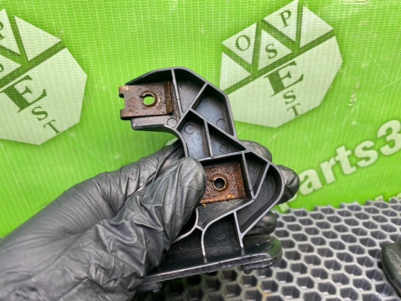 Кронштейны, 900 рублей, Калининград