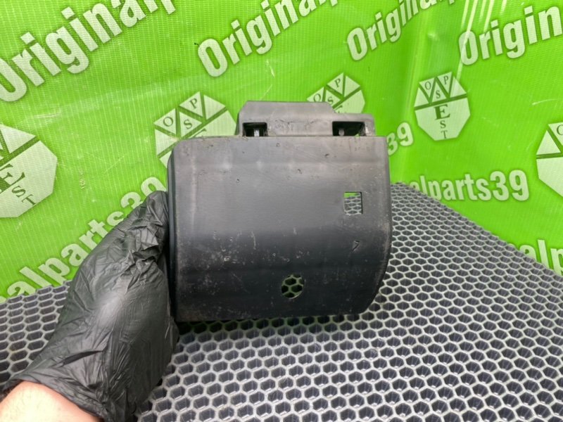 Кронштейны, 1000 рублей, Калининград