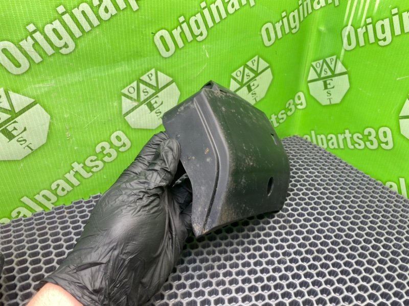 Кронштейны, 1000 рублей, Калининград