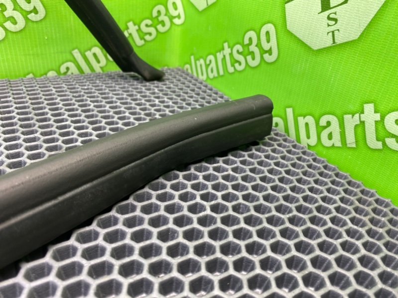 Уплотнители капота, 1800 рублей, Калининград