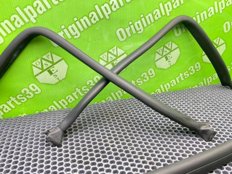 Уплотнители капота, 1800 рублей, Калининград