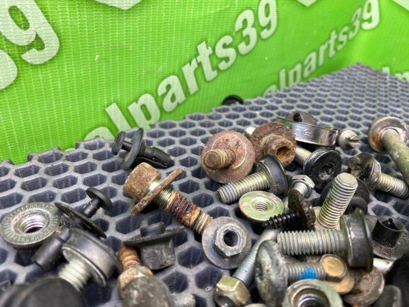 Болты, 1700 рублей, Калининград