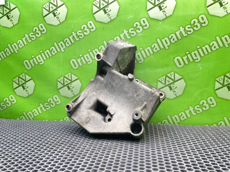 Кронштейн компрессора кондиционера, 1600 рублей, Калининград