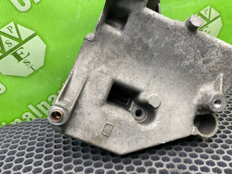 Кронштейн компрессора кондиционера, 1600 рублей, Калининград