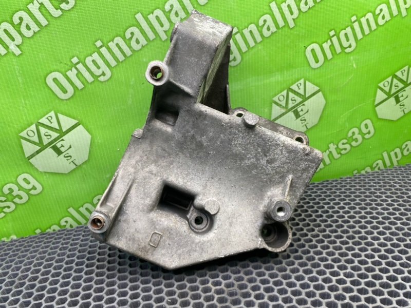 Кронштейн компрессора кондиционера, 1600 рублей, Калининград