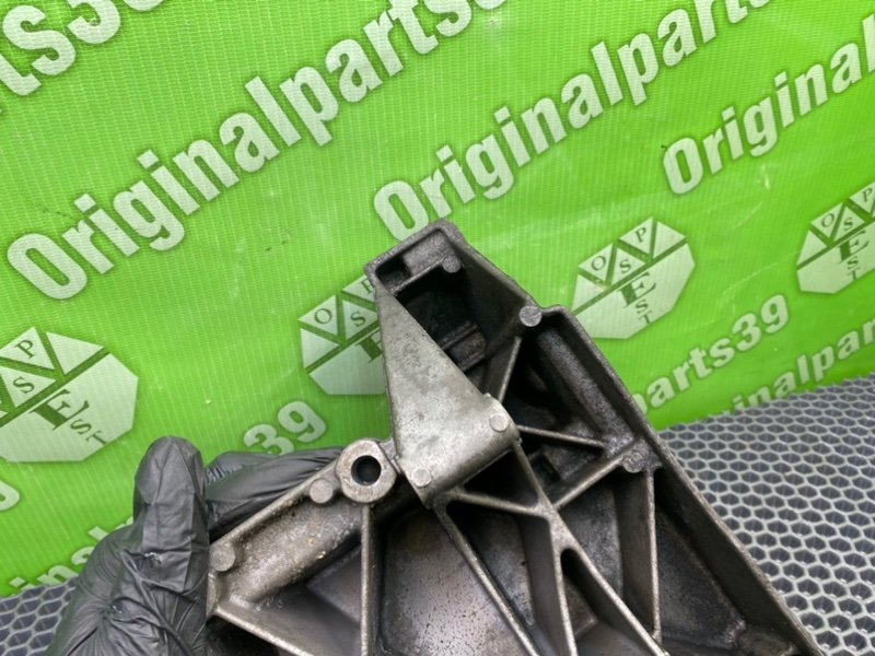 Кронштейн компрессора кондиционера, 1600 рублей, Калининград