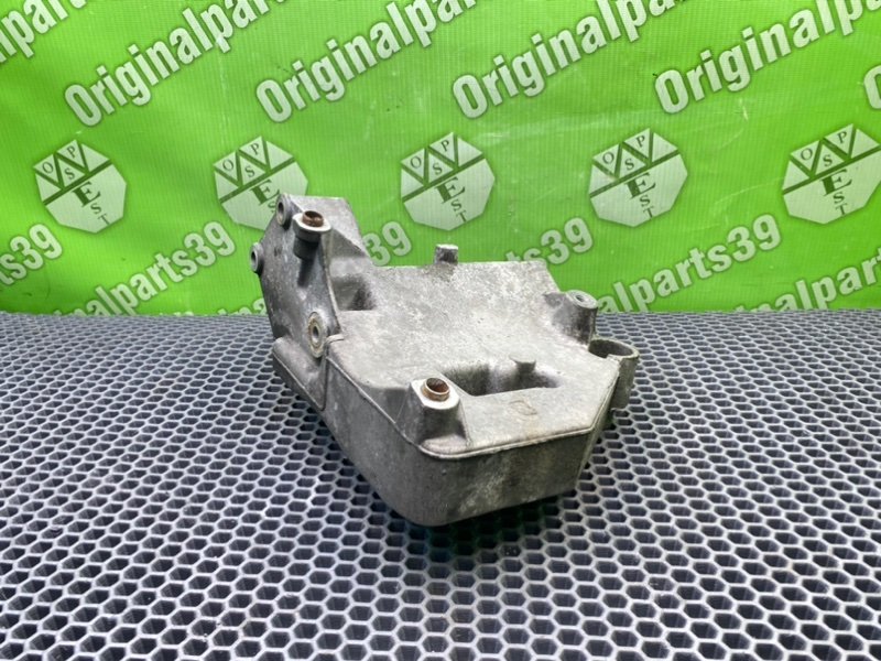 Кронштейн компрессора кондиционера, 1600 рублей, Калининград