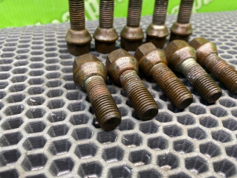 Колесные болты, 1200 рублей, Тверь