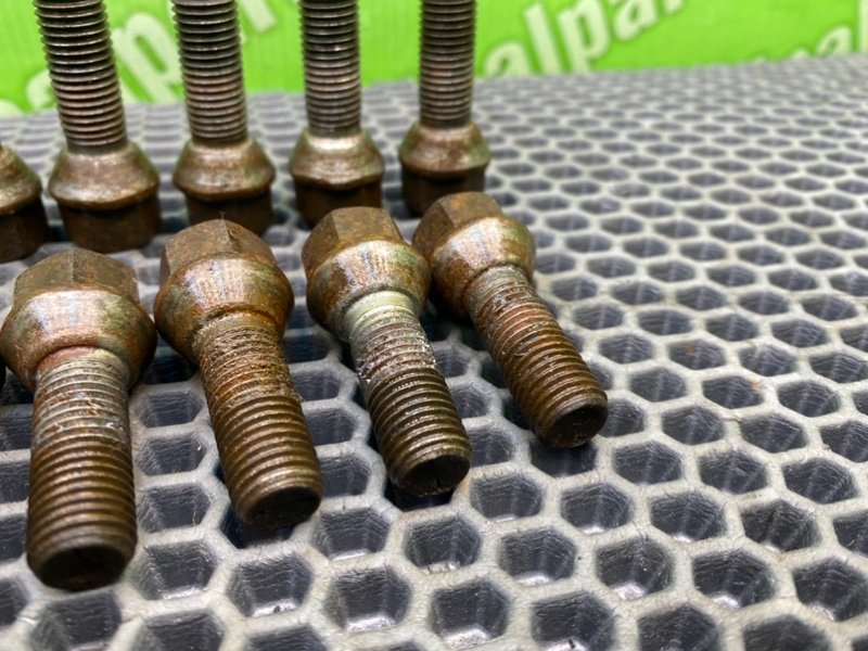 Колесные болты, 1200 рублей, Тверь