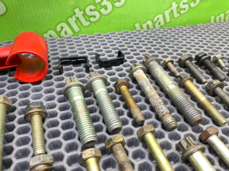 Болты двигателя, 1900 рублей, Калининград