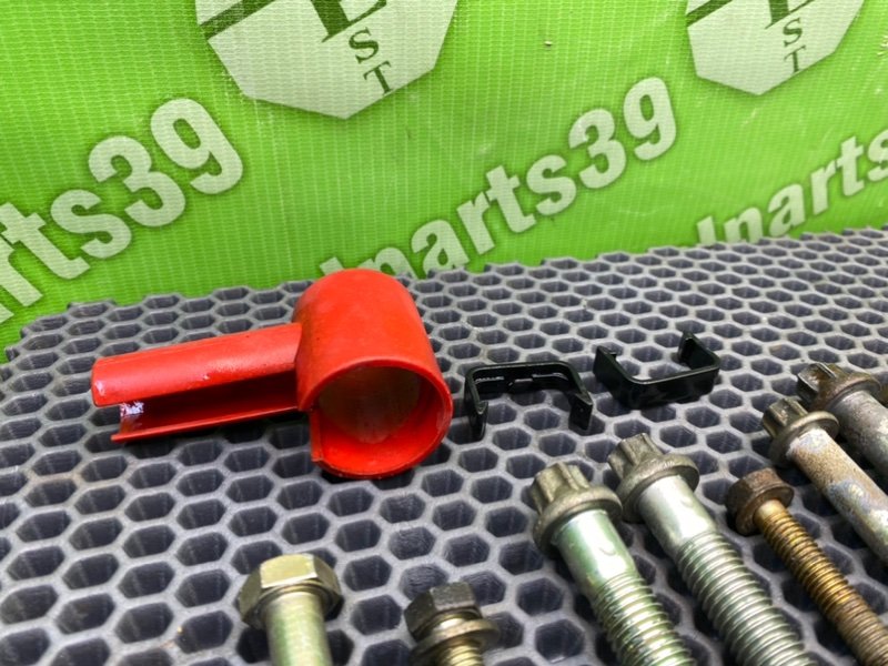 Болты двигателя, 1900 рублей, Калининград