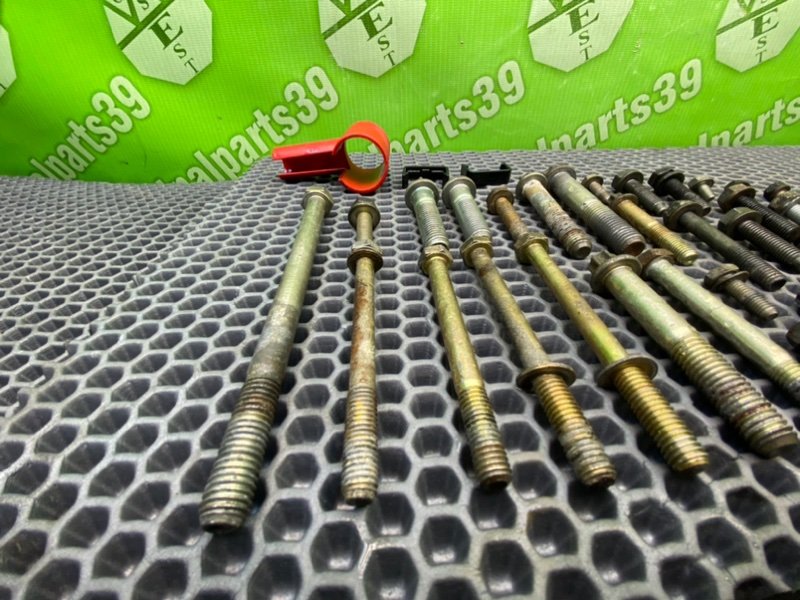 Болты двигателя, 1900 рублей, Калининград